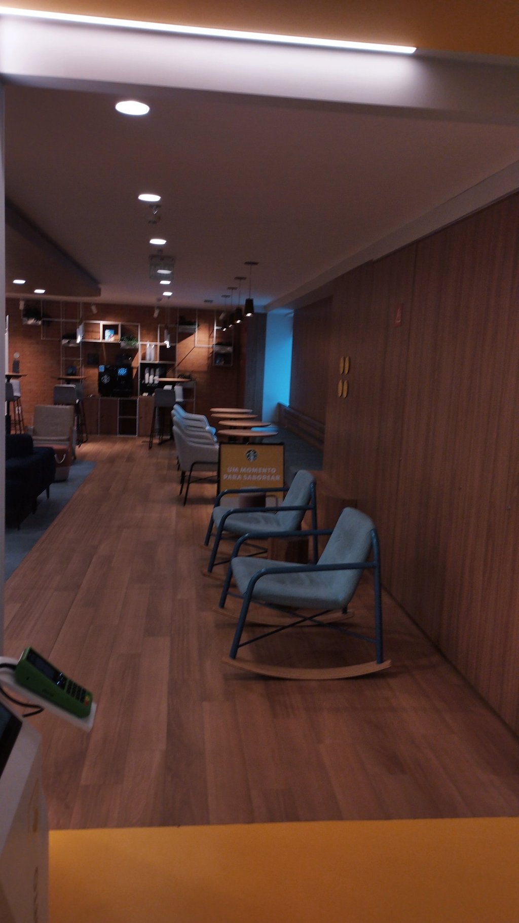 Sala de espera da Livance Paulista, onde mantenho o consultório.