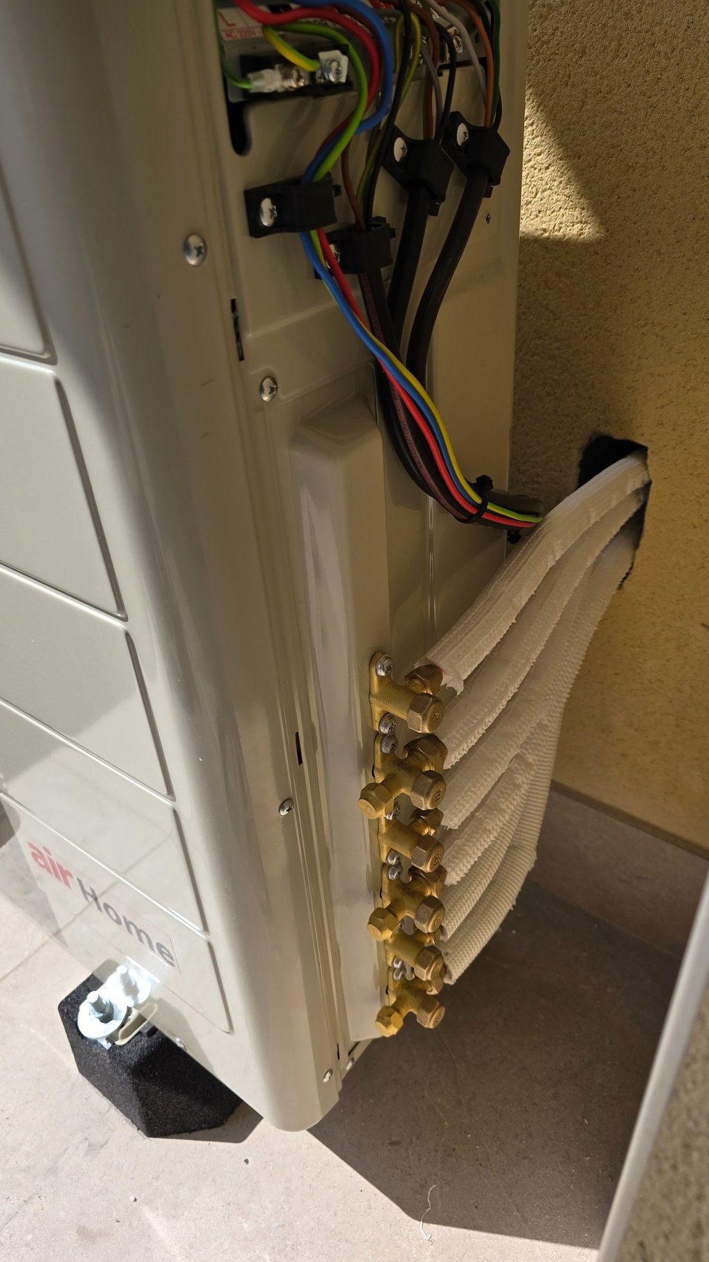 Groupe Hitachi 5 sorties sur rubberfoot