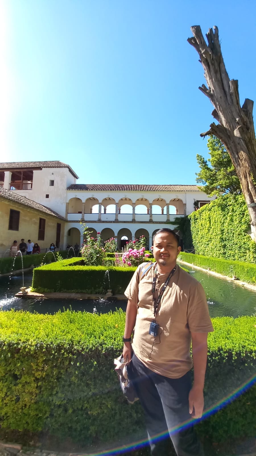 Ismail Ghulam-Alumni Leaders English