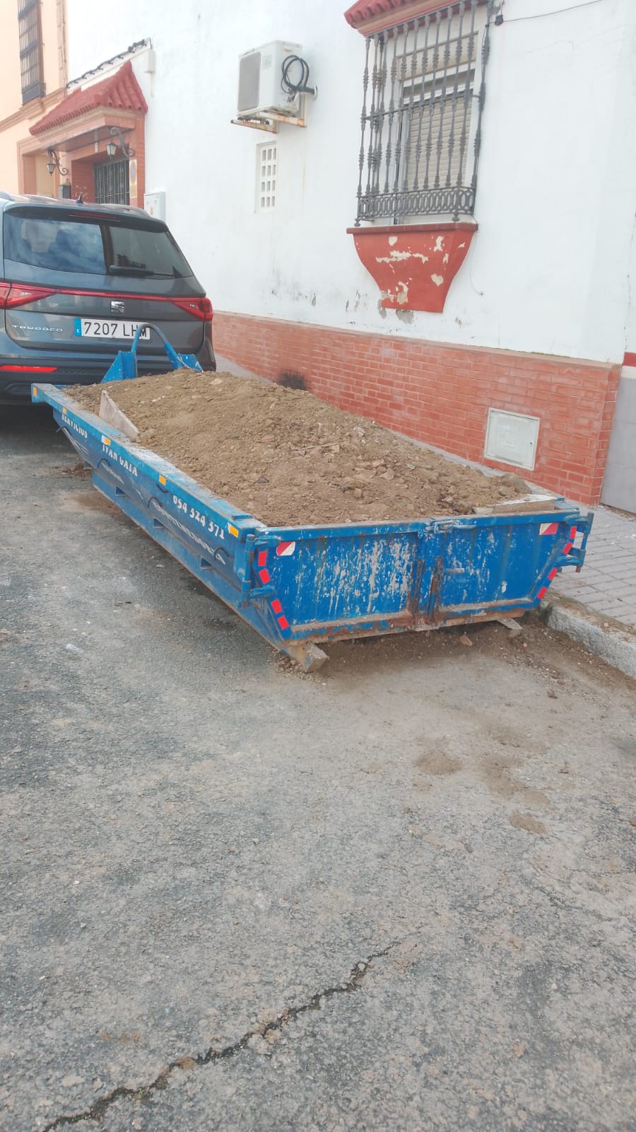 Cómo una Empresa de Reformas en Sevilla Optimizó su Gestión de Residuos con Cubas