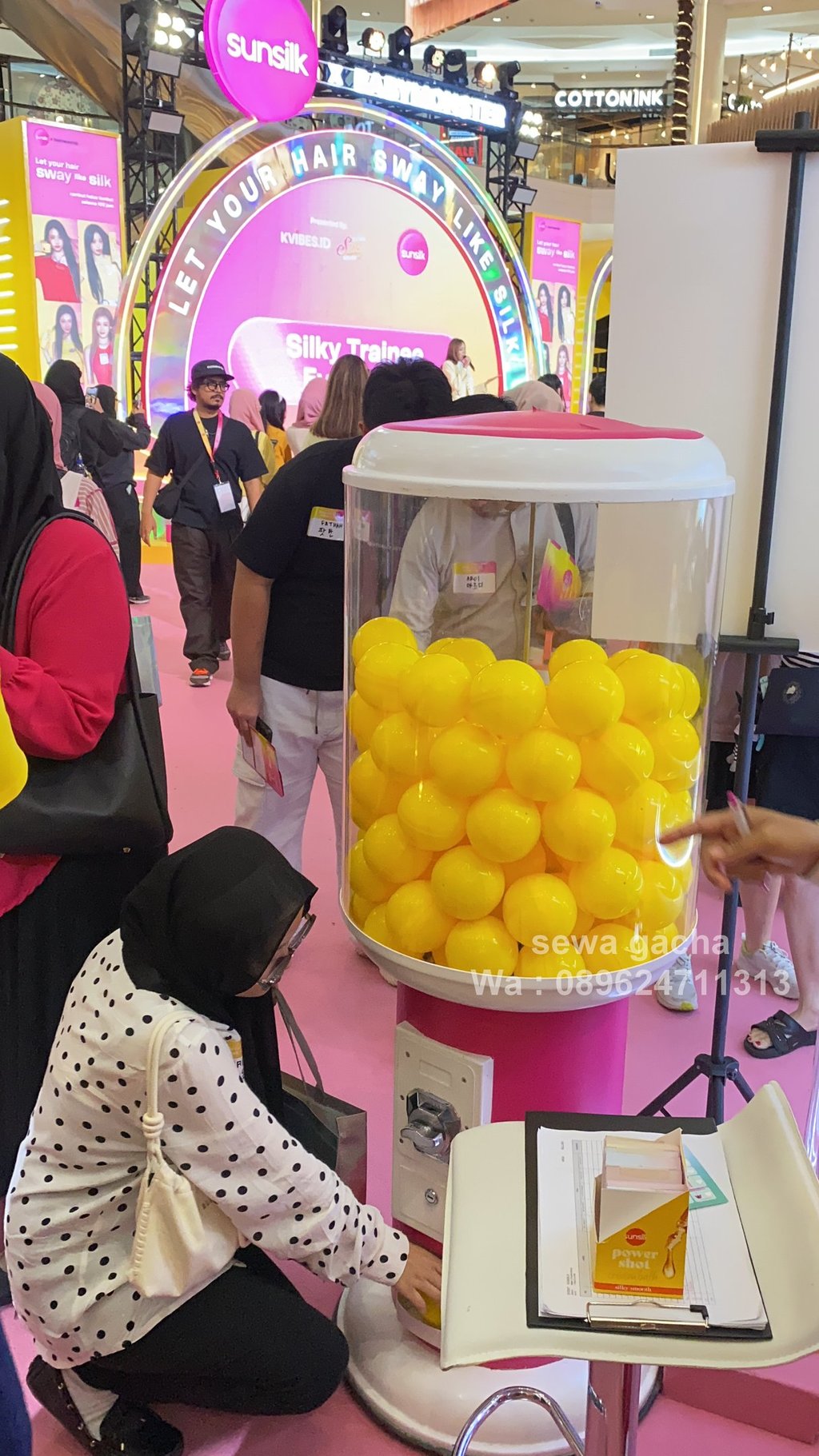 sewa mesin gacha gachapon kustomisasi murah