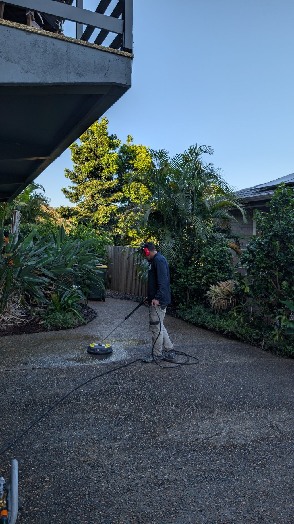 Golden Hands Pressure Cleaning Driveway Cleaning Brisbane