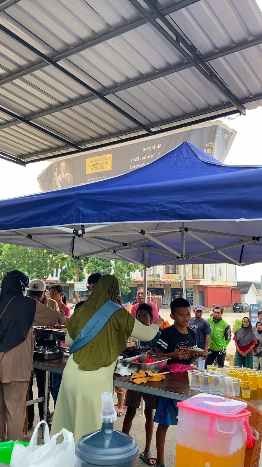 HB Foundation dan Rumah Makan