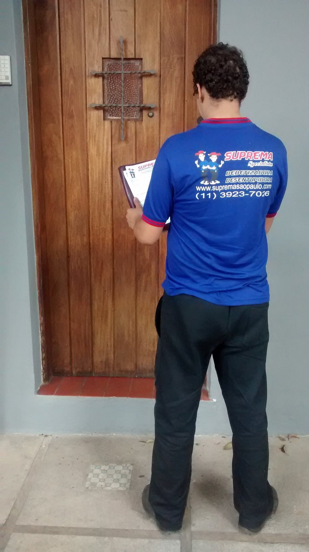 FUNCIONARIO DA SUPREMA DESENTUPIDORA