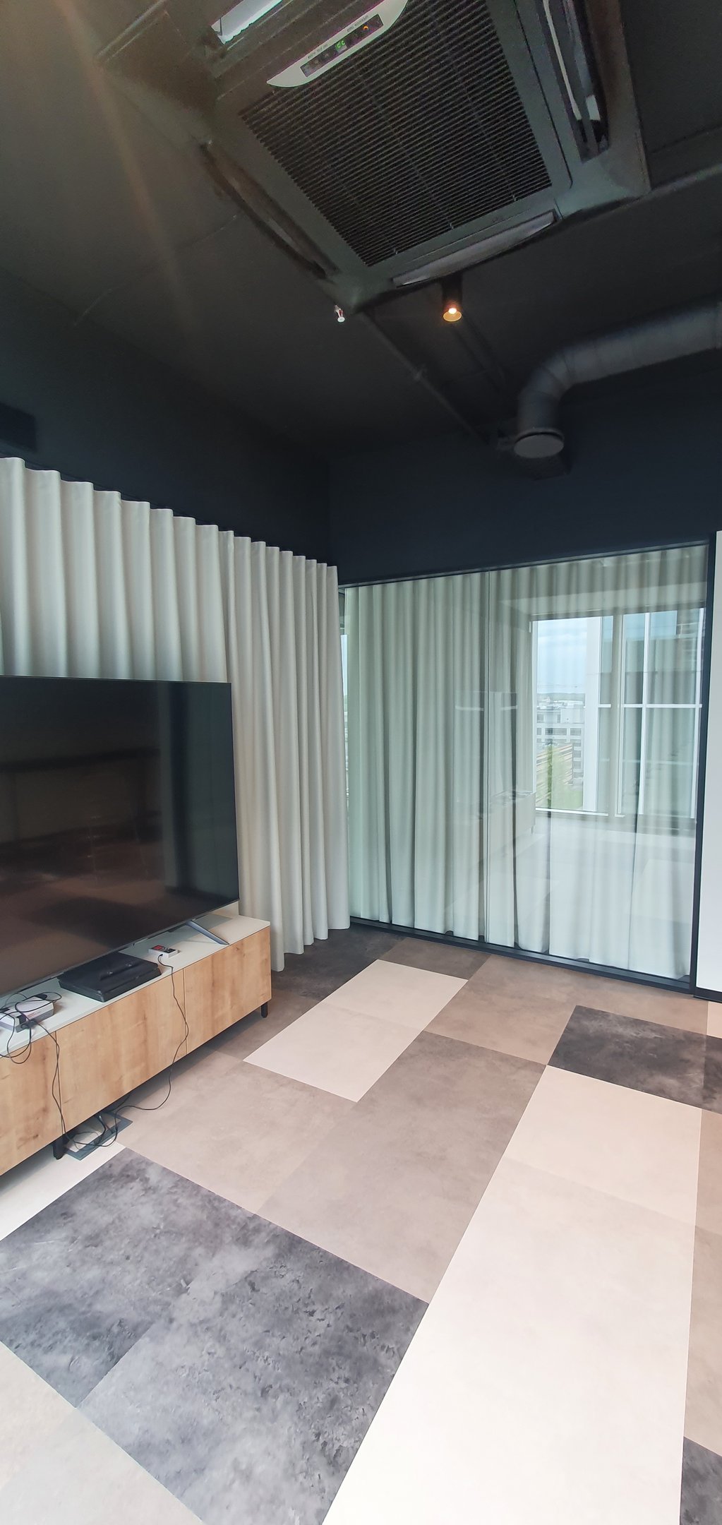 akustines užuolaidos biure