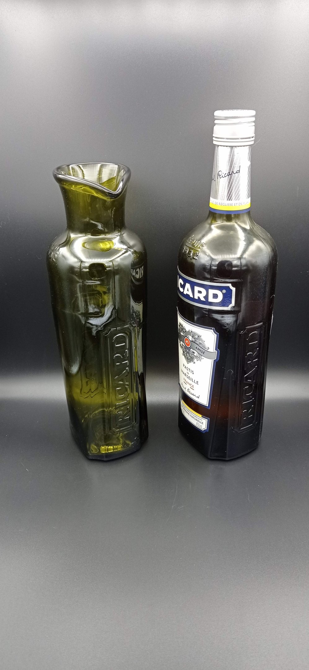 Objet en verre recyclé bouteille de ricard