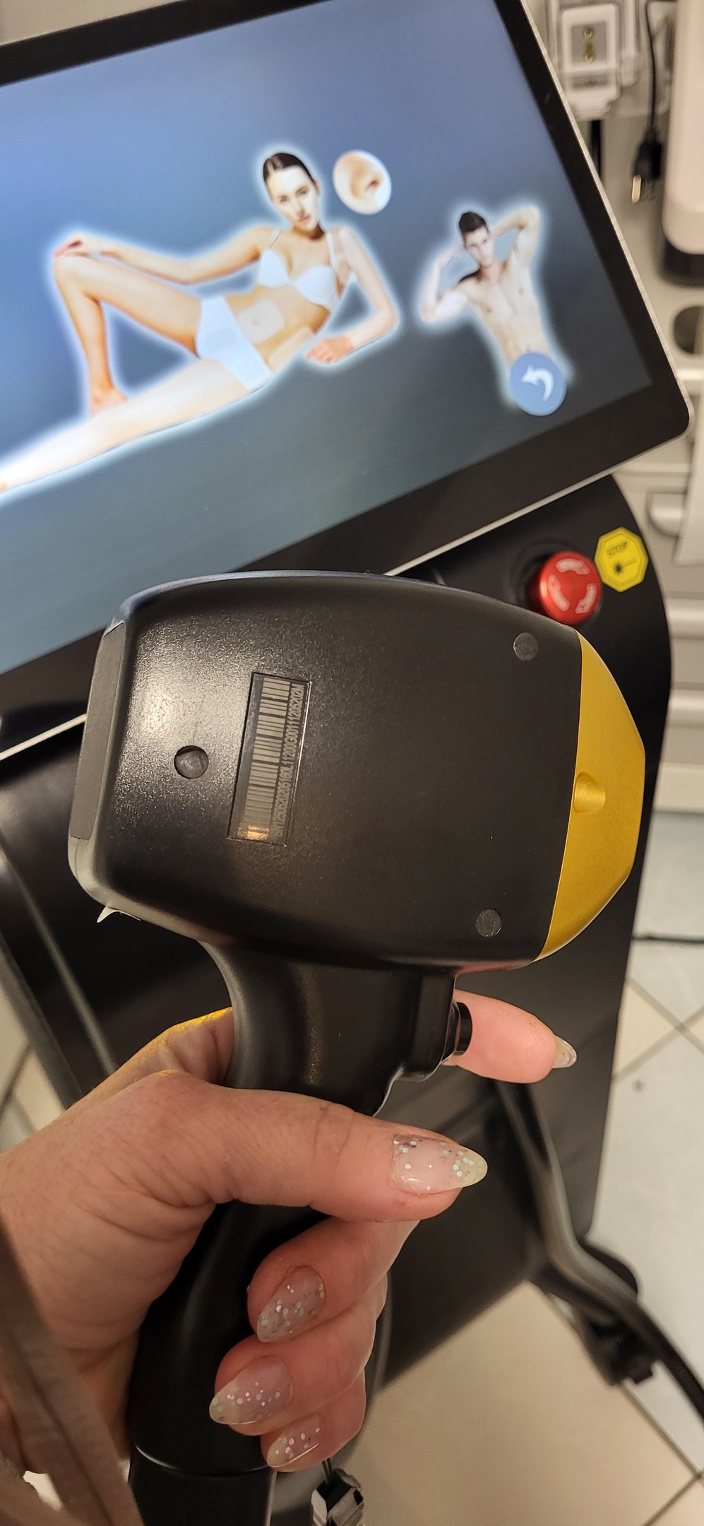 Technologie de soin pour épilation au laser diode manche froid - Belly Belle Montréal Villeray