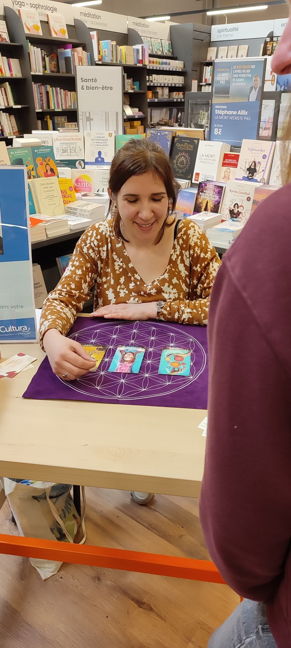 tirage de cartes chez cultura à Lomme