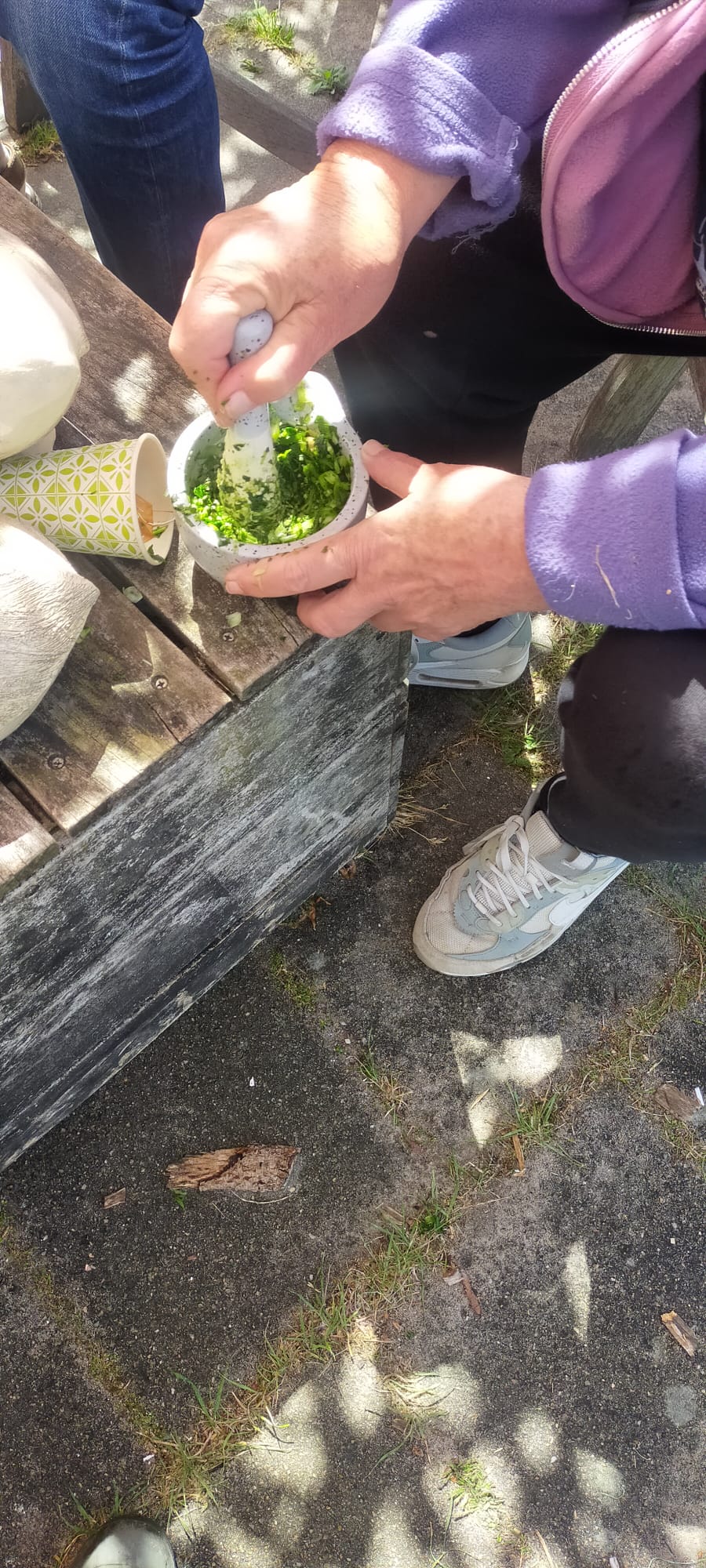 pesto making