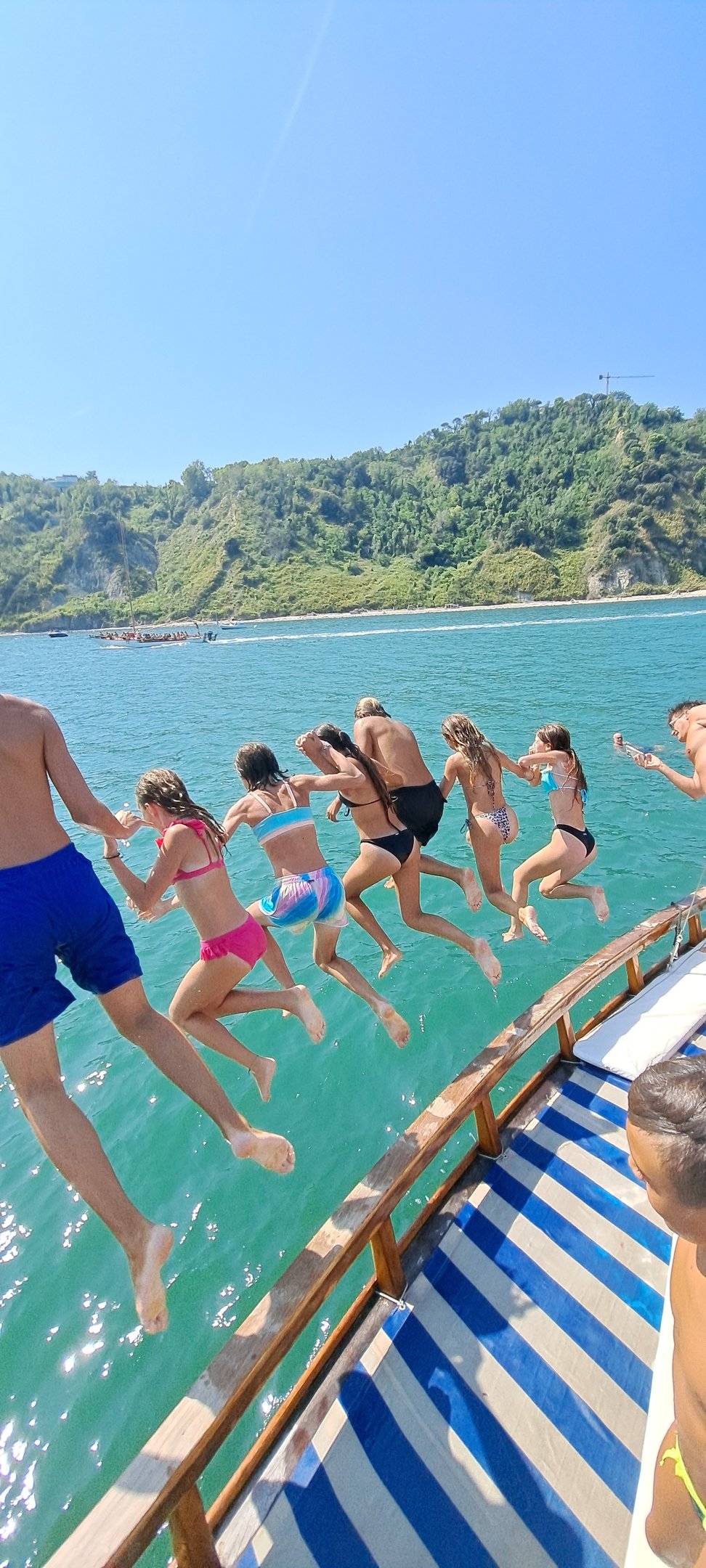 Bagno Vallugola, escursioni in barba, Cutter Falco Thomas