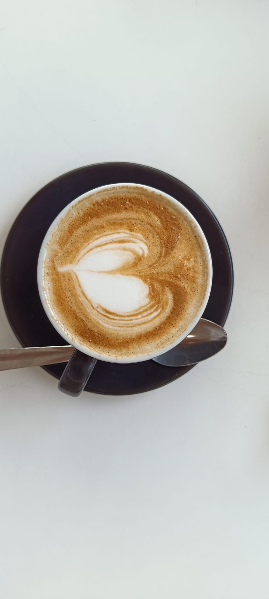 Cappuccino con cuore del Bar Camillo Caffè a Santena