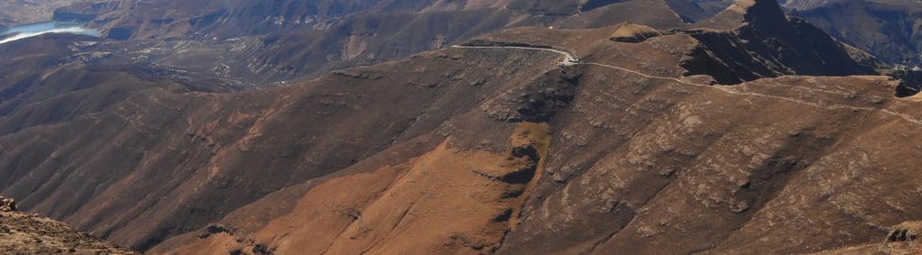 Sentinel peak, Drakensberg amphitheatre, South Africa 