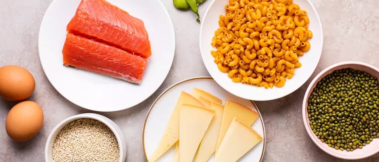 a variety of food items including pasta, pasta, and cheese