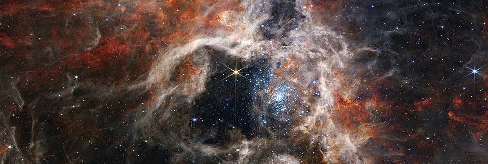 Imagem da Nebulosa Tarântula pelo Telescópio Espacial James Webb.