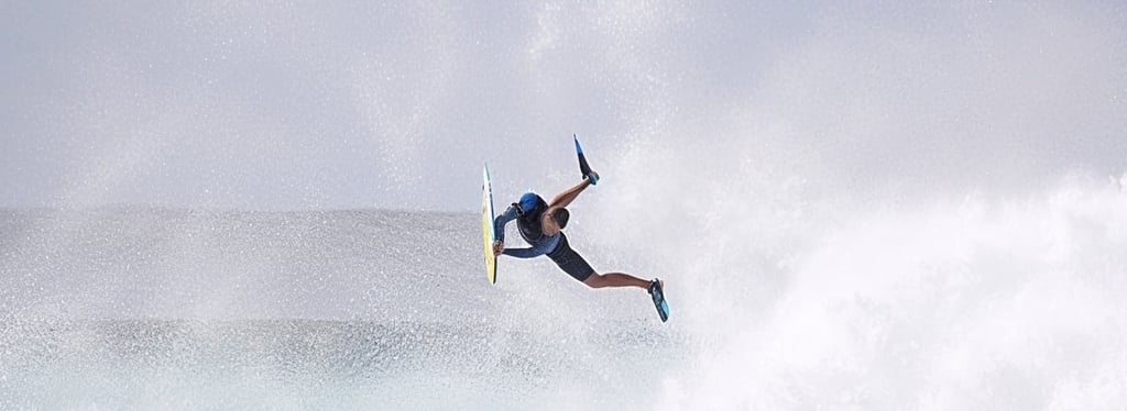 Bodyboarder captured mid-action, honoring Tom Morey’s innovation on bodyboardingart.com