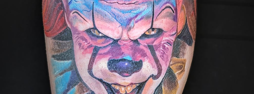tatuaje pennywise realismo color Barcelona punkotattooartist