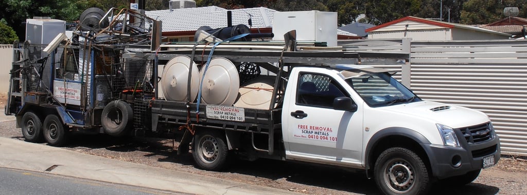 free scrap metal collection pick-up vehicle