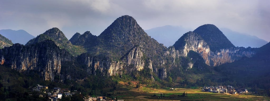 China well know history Geography Humanities Economy Top of China
