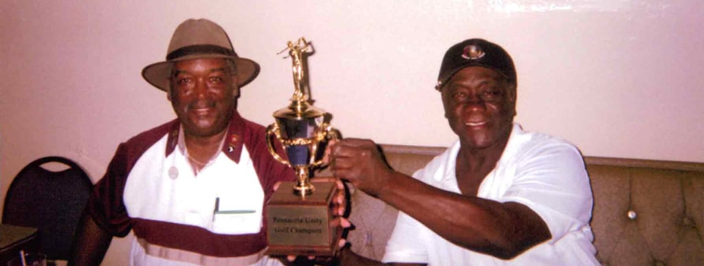 Par Four Golf Club image of two champions