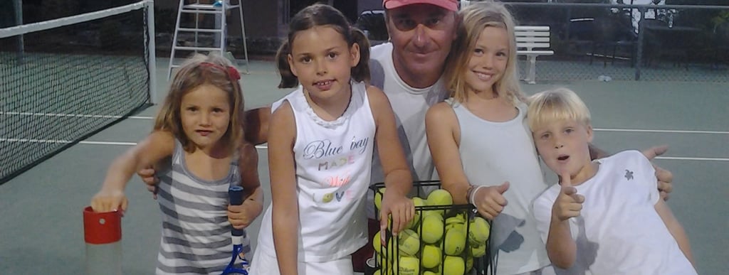 Clases de tenis para niños con entrenador en Play Tennis in the Sun