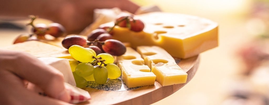 Cheese and grapes