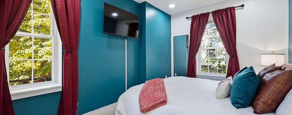 Bedroom in a South Philadelphia Airbnb