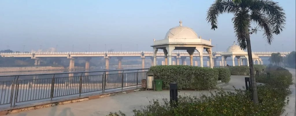 Gomti Riverfront Park