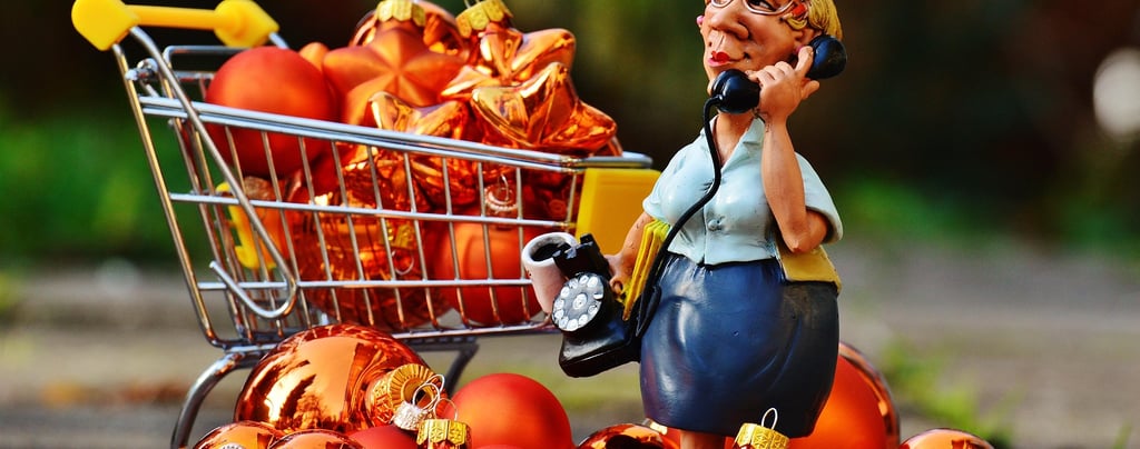 Shoppable Instagram post with product tags