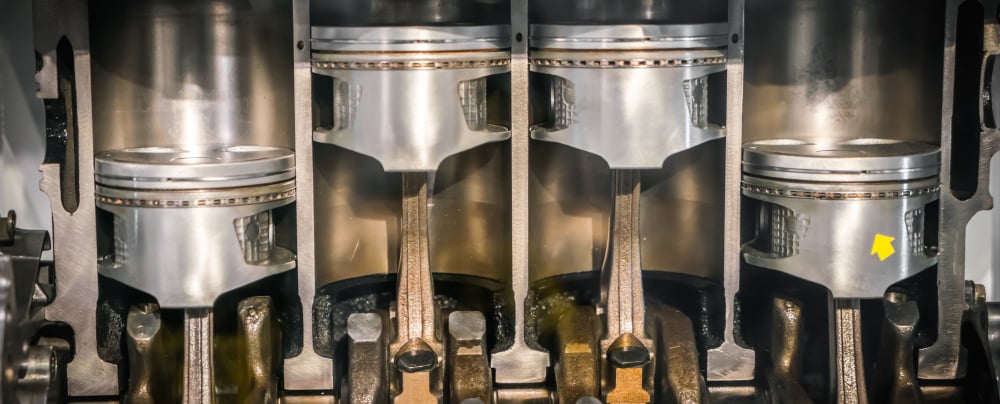 Seção de pistão cruz motor jannoon028 Freepik