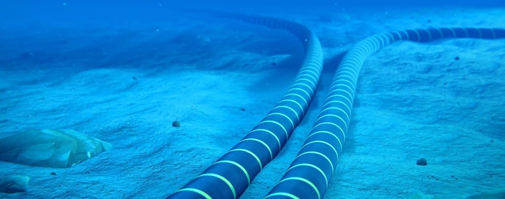 Cabos submarinos conectando a internet global