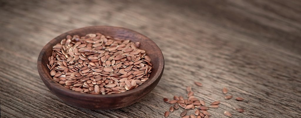 Flax Seeds in a cup 