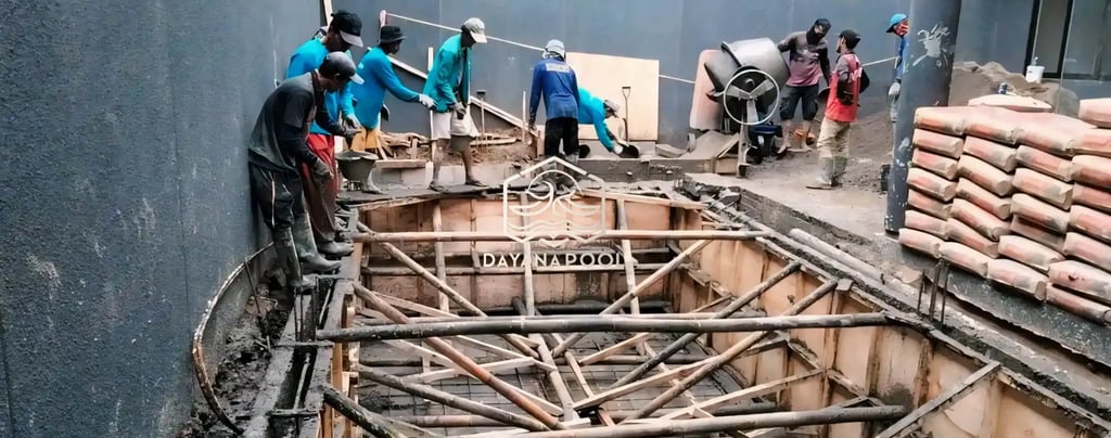 proses pembuatan kolam renang struktur beton oleh dayanapool.