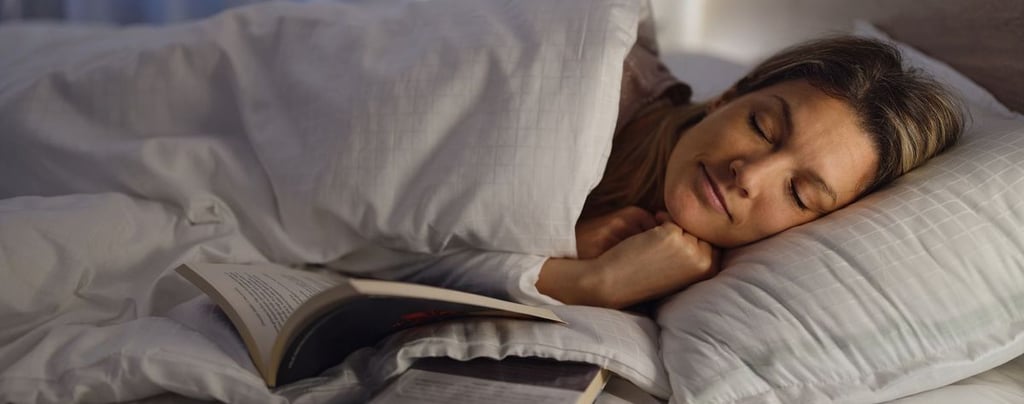 femme dormir dans son lit