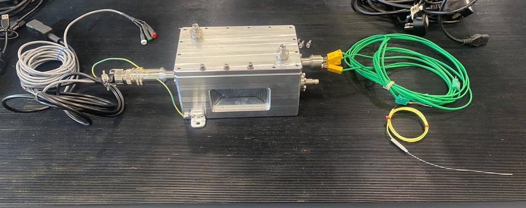 Battery failure chamber designed for X-Ray imaging