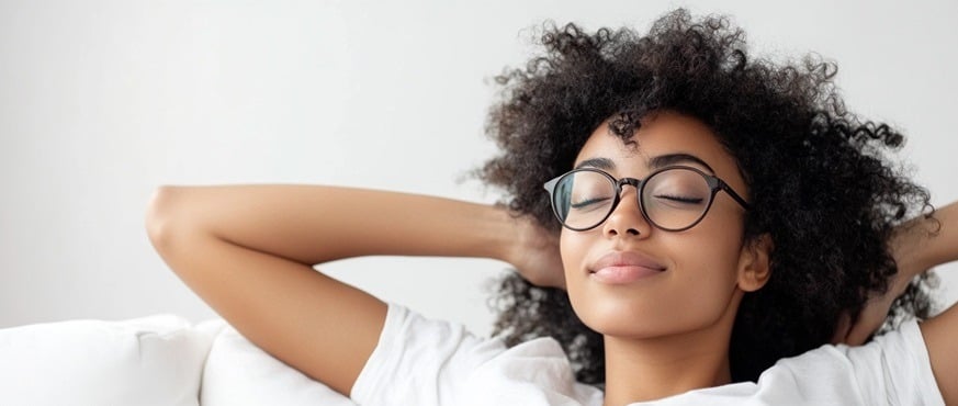 امرأة مسترخية