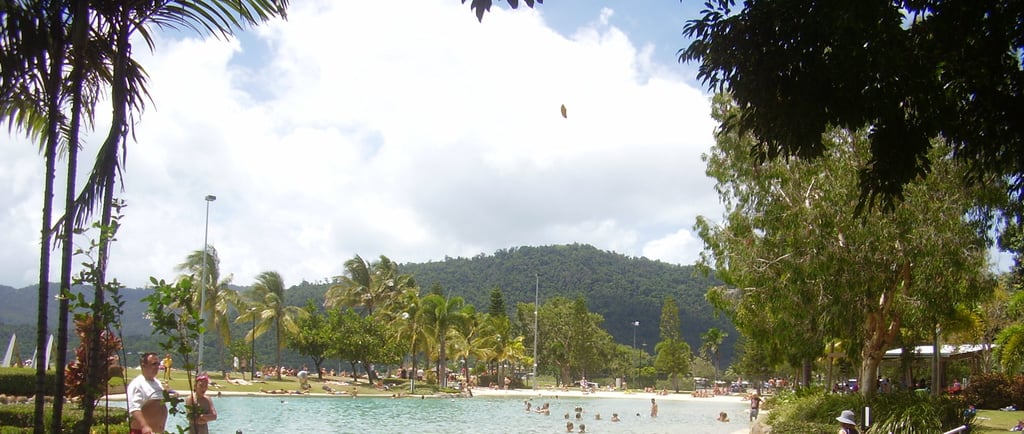 foto da lagoa em airlie beach australia