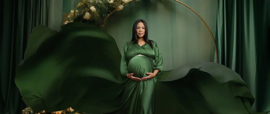 Maternity Photography in studio mirrorless photo studio