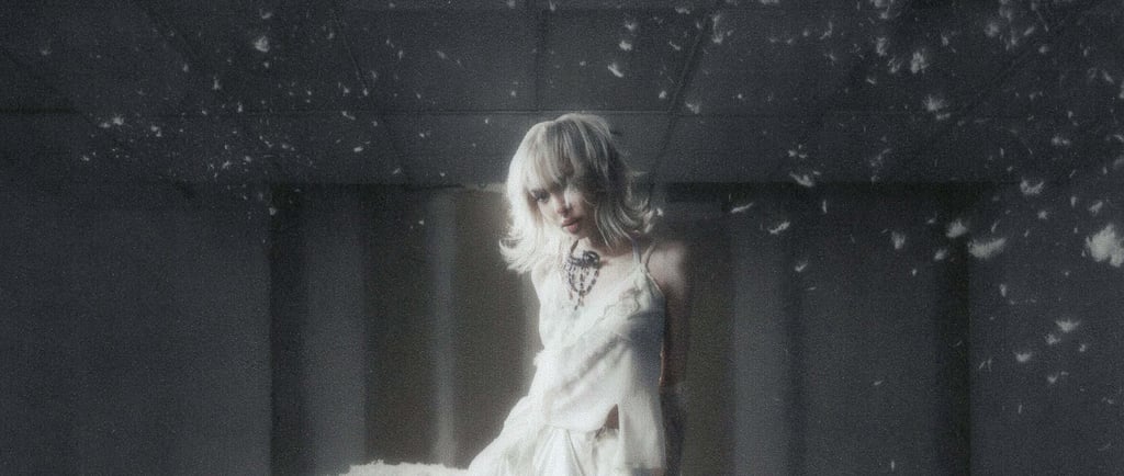 Sophie Powers Kicks Off a New Era with Electrifying Single “move with me”