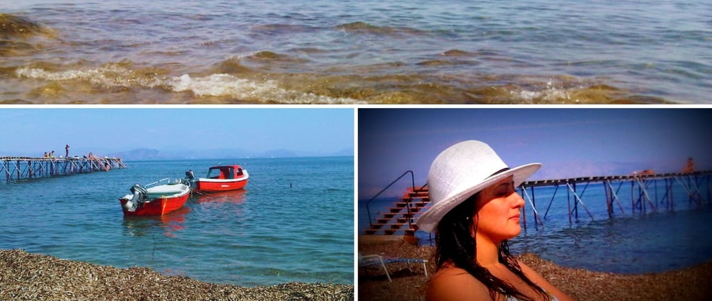 Autora na praia em Corfu, com diferentes ângulos mostrando o mar azul-turquesa.