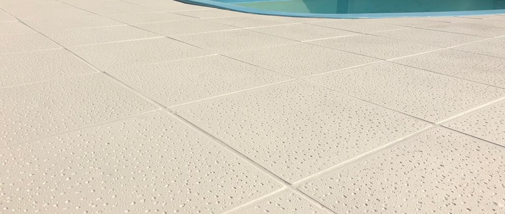 Bordas atérmicas para piscina