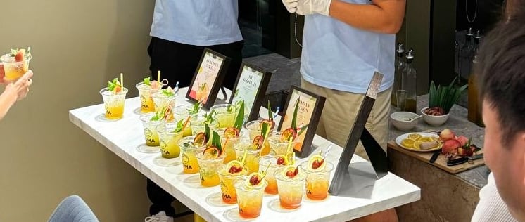 Cocktail service in Hong Kong