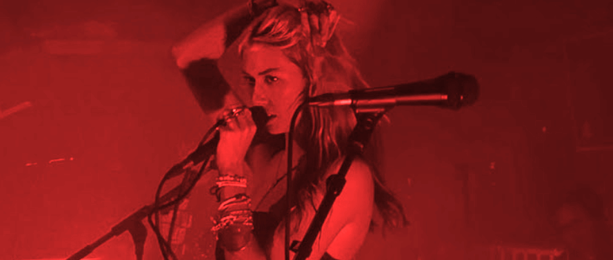 Nieve Ella performing in Cologne, Germany