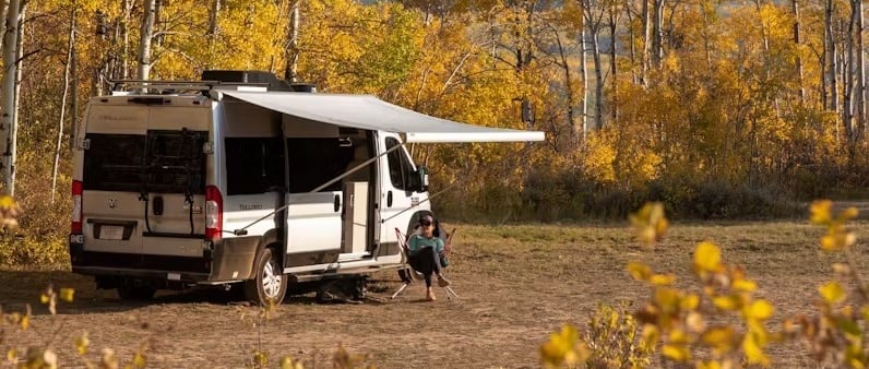 class b motorhome in the fall