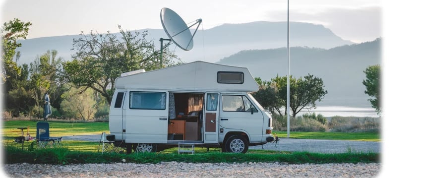 camping car et antenne