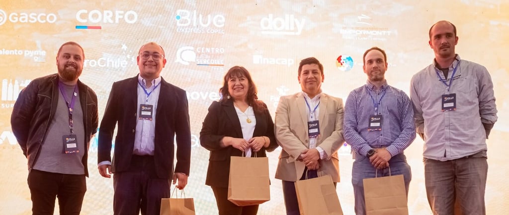 Bruno Villalobos como presidente de ACHIADS en FILL osorno 2025