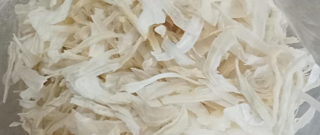 Premium dehydrated onion flakes export quality