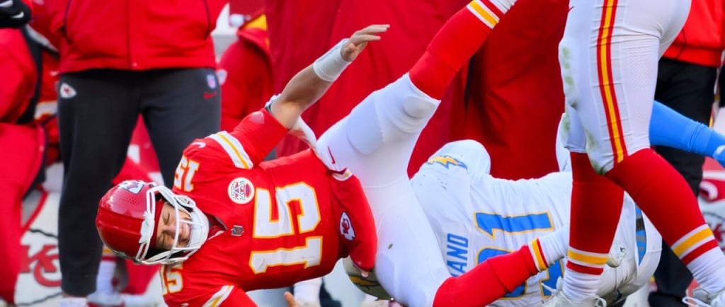 Lesión de Patrick Mahomes, ruptura del ligamento cruzado anterior