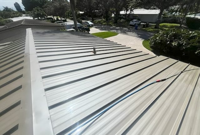METAL ROOF CLEANING FORT LAUDERDALE FL 