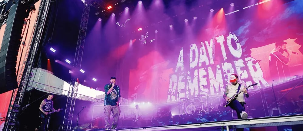 Warped Tour Returns in Long Beach with Nostalgia, Heat, and a Few Surprises