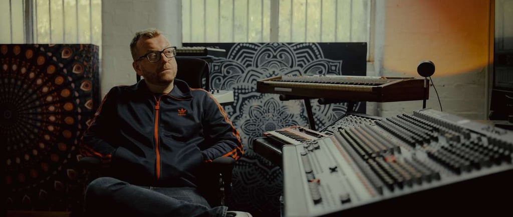 Hello Cosmos Unleash Keep Digging EP